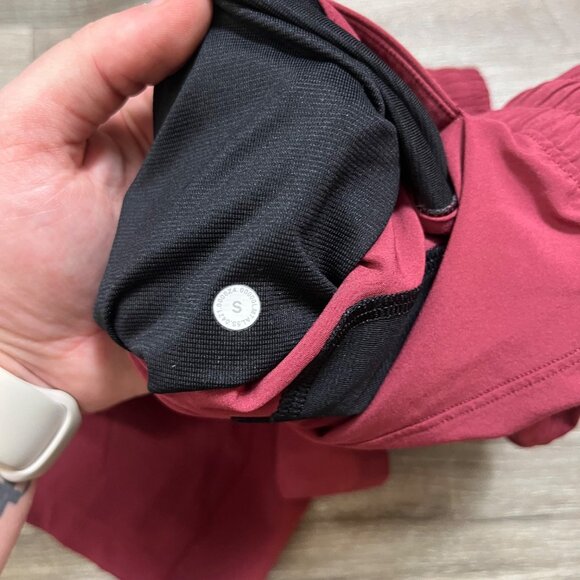 Lululemon Athletic Pace Breaker Linerless Short 7” Mulled Wine Men’s Size S - Picture 8 of 8